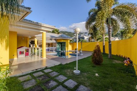 Casa de condomínio para alugar com 600m², 6 quartos e 4 vagasÁrea Externa