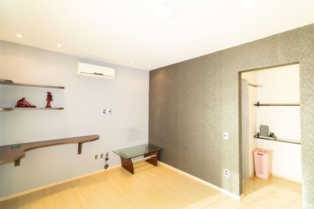 Casa de condomínio para alugar com 600m², 6 quartos e 4 vagasSuíte 3