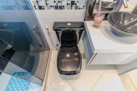 Casa de condomínio para alugar com 600m², 6 quartos e 4 vagasBanheiro Suíte 3