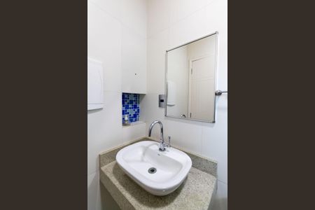 Casa de condomínio para alugar com 600m², 6 quartos e 4 vagasBanheiro