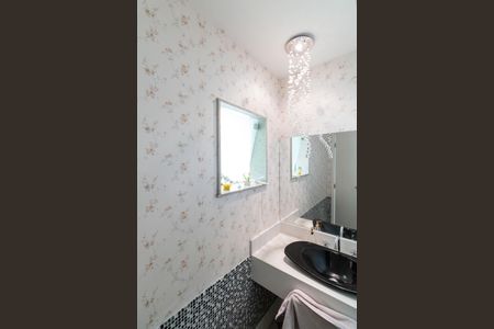 Casa de condomínio para alugar com 600m², 6 quartos e 4 vagasLavabo