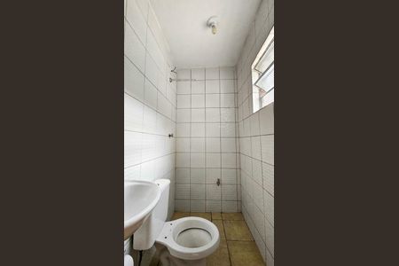 Casa para alugar com 47m², 1 quarto e sem vagaBanheiro