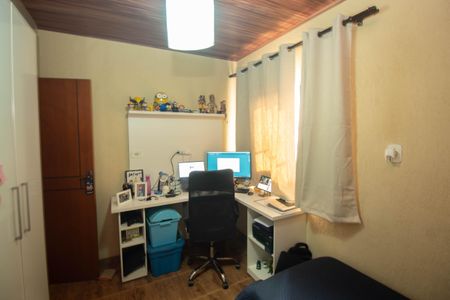 Casa à venda com 270m², 4 quartos e 2 vagasQuarto 1