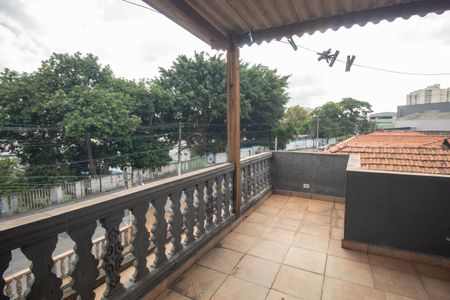 Casa à venda com 270m², 4 quartos e 2 vagasVaranda