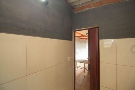 Casa à venda com 270m², 4 quartos e 2 vagasBanheiro 2