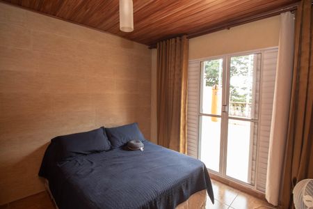 Casa à venda com 270m², 4 quartos e 2 vagasSuíte 1