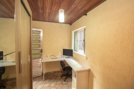 Casa à venda com 270m², 4 quartos e 2 vagasQuarto 2