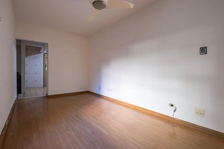 Sala 1 de apartamento à venda com 2 quartos, 67m² em Vila Madalena, São Paulo