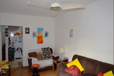 Apartamento à venda com 67m², 2 quartos e 1 vagaSala