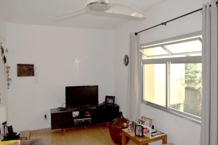 Apartamento à venda com 67m², 2 quartos e 1 vagaSala