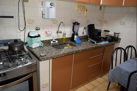 Apartamento à venda com 67m², 2 quartos e 1 vagaCozinha