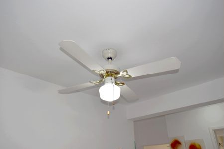 Apartamento à venda com 67m², 2 quartos e 1 vagaSala de jantar