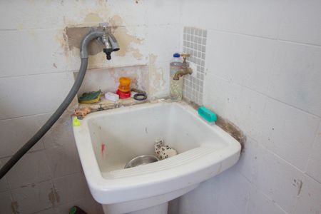 Casa à venda com 300m², 3 quartos e 2 vagas Casa à venda com 300m², 3 quartos e 2 vagasÁrea de Serviço