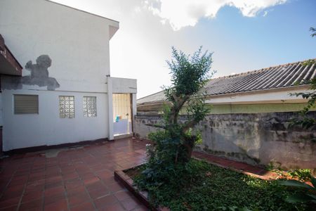 Casa à venda com 300m², 3 quartos e 2 vagas Casa à venda com 300m², 3 quartos e 2 vagasÁrea Externa