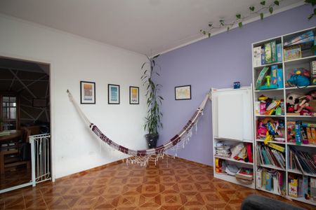 Casa à venda com 300m², 3 quartos e 2 vagas Casa à venda com 300m², 3 quartos e 2 vagasSala de Estar