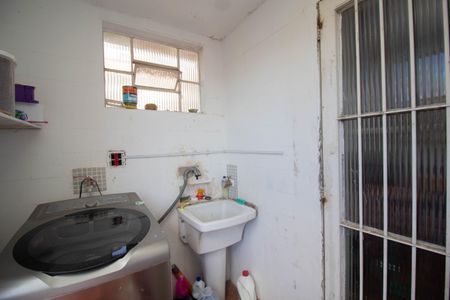 Casa à venda com 300m², 3 quartos e 2 vagas Casa à venda com 300m², 3 quartos e 2 vagasÁrea de Serviço