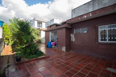 Casa à venda com 300m², 3 quartos e 2 vagas Casa à venda com 300m², 3 quartos e 2 vagasÁrea Externa