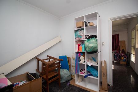 Casa à venda com 300m², 3 quartos e 2 vagas Casa à venda com 300m², 3 quartos e 2 vagasEdícula