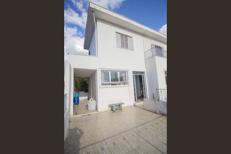 Casa à venda com 300m², 3 quartos e 2 vagas Casa à venda com 300m², 3 quartos e 2 vagasÁrea Externa