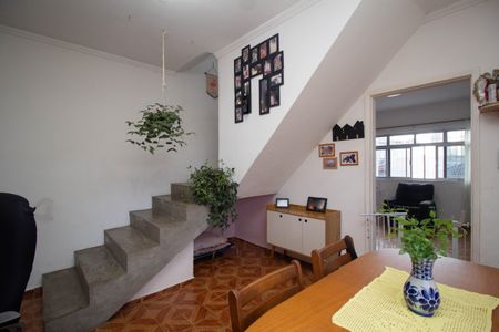 Casa à venda com 300m², 3 quartos e 2 vagas Casa à venda com 300m², 3 quartos e 2 vagasSala de Jantar