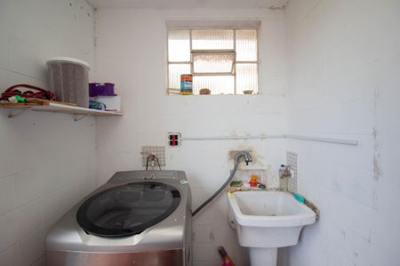 Casa à venda com 300m², 3 quartos e 2 vagas Casa à venda com 300m², 3 quartos e 2 vagasÁrea de Serviço