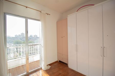 Casa à venda com 300m², 3 quartos e 2 vagas Casa à venda com 300m², 3 quartos e 2 vagasQuarto 1