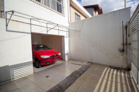 Casa à venda com 300m², 3 quartos e 2 vagas Casa à venda com 300m², 3 quartos e 2 vagasGaragem