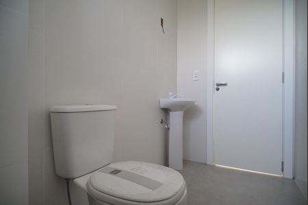 Apartamento à venda com 78m², 2 quartos e 1 vaga Apartamento à venda com 78m², 2 quartos e 1 vagaBanheiro