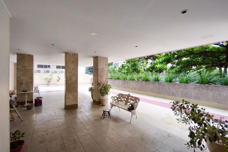 Apartamento à venda com 125m², 4 quartos e 2 vagasÁrea comum - Playground