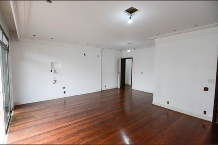 Apartamento à venda com 125m², 4 quartos e 2 vagasSala