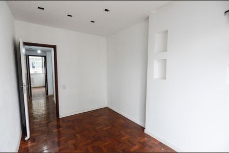 Apartamento à venda com 125m², 4 quartos e 2 vagasQuarto 3