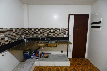 Apartamento à venda com 125m², 4 quartos e 2 vagasCozinha