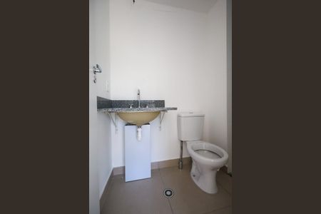 Apartamento à venda com 72m², 2 quartos e 1 vaga Apartamento à venda com 72m², 2 quartos e 1 vagaBanheiro da Suíte