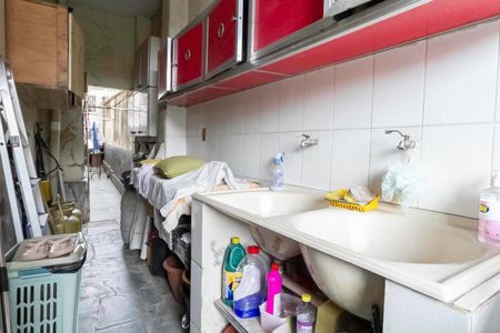 Casa à venda com 231m², 4 quartos e 4 vagas Casa à venda com 231m², 4 quartos e 4 vagasÁrea de serviço