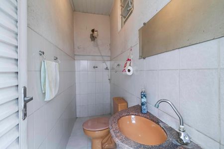 Casa à venda com 231m², 4 quartos e 4 vagas Casa à venda com 231m², 4 quartos e 4 vagasÁrea Gourmet - Banheiro