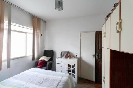 Casa à venda com 231m², 4 quartos e 4 vagas Casa à venda com 231m², 4 quartos e 4 vagasSuíte 2