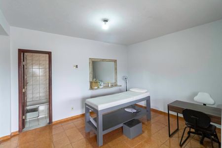 Casa à venda com 231m², 4 quartos e 4 vagas Casa à venda com 231m², 4 quartos e 4 vagasSuíte 3