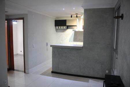 Apartamento para alugar com 62m², 2 quartos e 1 vagaSala
