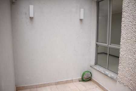 Apartamento para alugar com 62m², 2 quartos e 1 vagaArea Privativa / Area de Serviço