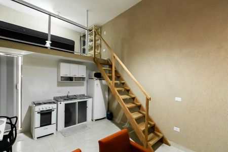 Sala de kitnet/studio para alugar com 1 quarto, 25m² em Vila Nhocuné, São Paulo