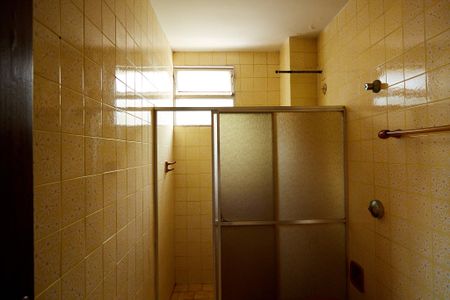 Apartamento para alugar com 68m², 2 quartos e sem vagaBanheiro