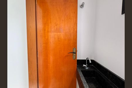 Casa para alugar com 227m², 3 quartos e 2 vagas Casa para alugar com 227m², 3 quartos e 2 vagasLavabo