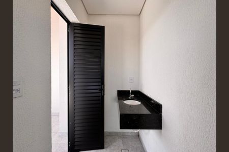 Casa para alugar com 227m², 3 quartos e 2 vagas Casa para alugar com 227m², 3 quartos e 2 vagasBanheiro 2