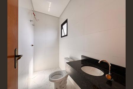 Casa para alugar com 227m², 3 quartos e 2 vagas Casa para alugar com 227m², 3 quartos e 2 vagasBanheiro da suíte