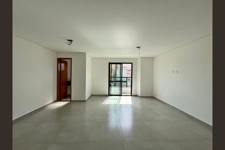 Casa para alugar com 227m², 3 quartos e 2 vagas Casa para alugar com 227m², 3 quartos e 2 vagasSala
