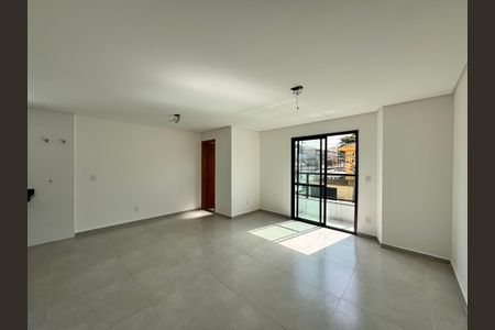 Casa para alugar com 227m², 3 quartos e 2 vagas Casa para alugar com 227m², 3 quartos e 2 vagasSala