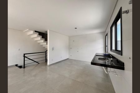 Casa para alugar com 227m², 3 quartos e 2 vagas Casa para alugar com 227m², 3 quartos e 2 vagasCozinha