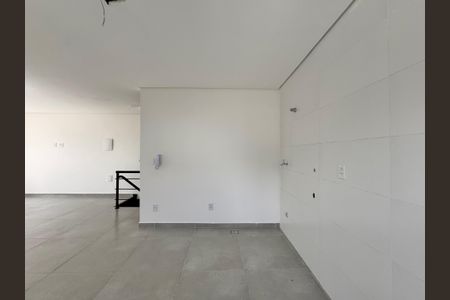 Casa para alugar com 227m², 3 quartos e 2 vagas Casa para alugar com 227m², 3 quartos e 2 vagasCozinha