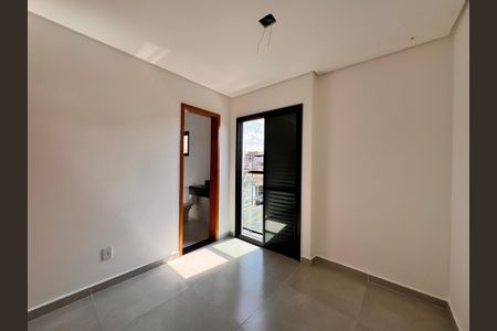 Casa para alugar com 227m², 3 quartos e 2 vagas Casa para alugar com 227m², 3 quartos e 2 vagasSuite