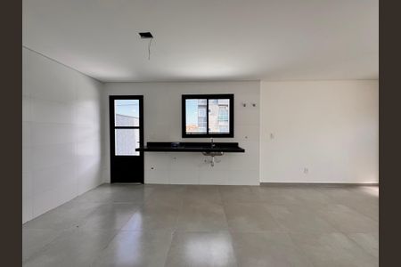 Casa para alugar com 227m², 3 quartos e 2 vagas Casa para alugar com 227m², 3 quartos e 2 vagasCozinha